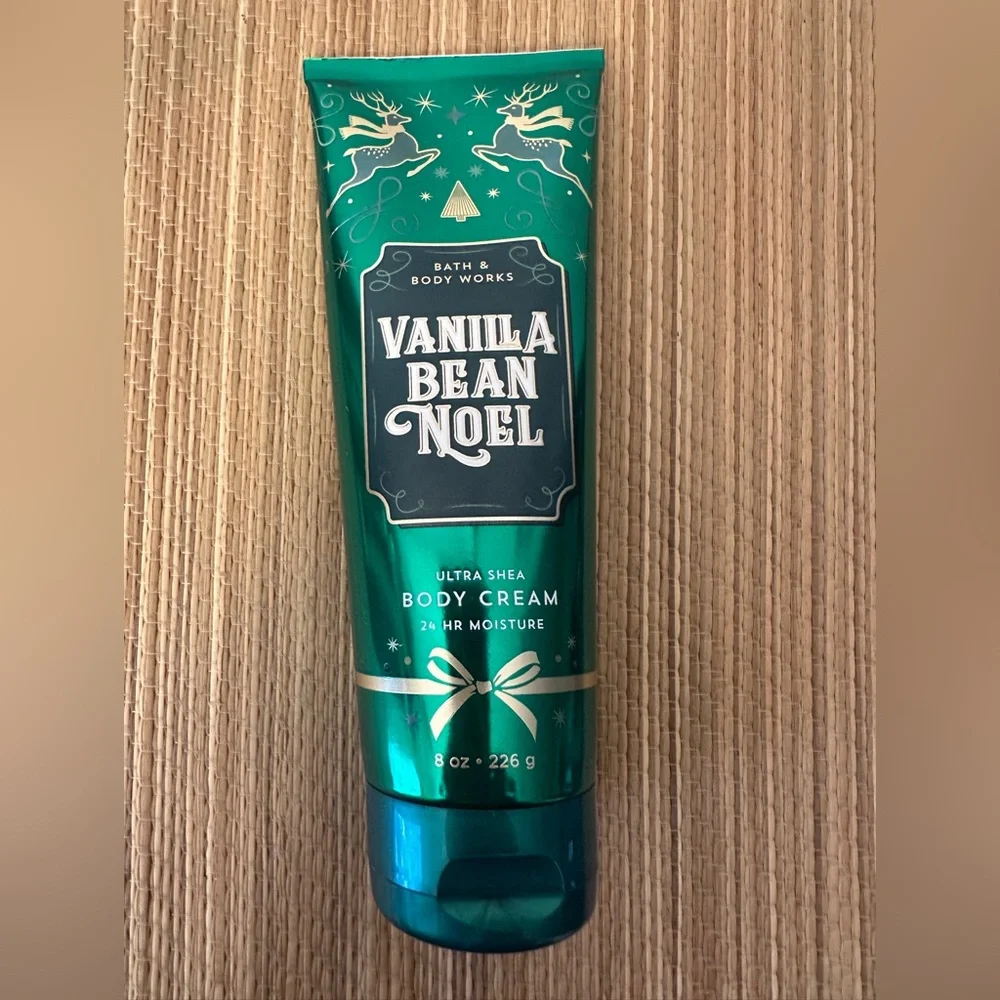 Bath and Body Works Vanilla Bean Noel THREE NWT 8 oz Body Cream Crème Bu…